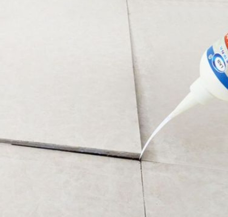 白水瓷砖空鼓维修公司分享卫生间瓷砖脱落的原因可能有以下几点